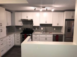 REMODEL KITCHEN